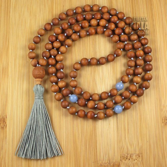 sandalwood knotted tassel necklace